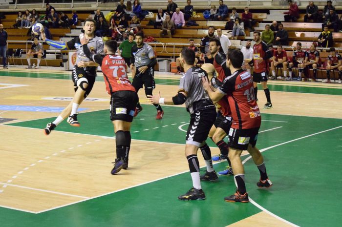 El Liberbank Cuenca saca el gen de la Copa del Rey y doblega con solvencia al Bada Huesca(25-30)