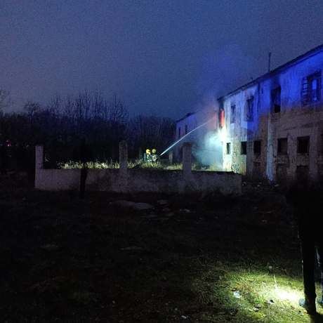 Extinguido un incendio en una vivienda ocupada en ruina sin causar heridos