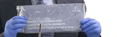 La Junta está distribuyendo cerca de 400.000 mascarillas en los casi 79.000 domicilios de la provincia