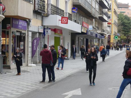 Cuatro fases de desescalada con apertura de hostelería y comercio