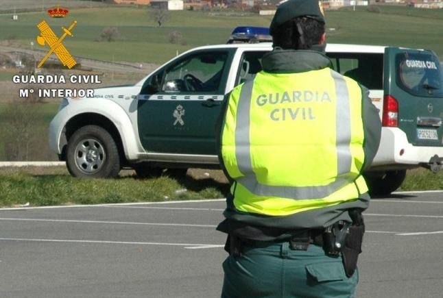 La Guardia Civil detiene a una persona en la serranía como autor de varios delitos contra la propiedad