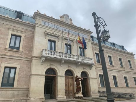 La Diputación Cuenca organiza su primer acto para celebrar el Día Orgullo LGTBI