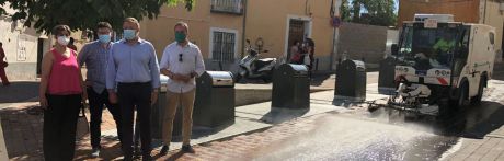 Continúa la limpieza integral barrio a barrio con medios adicionales: doce trabajadores más y máquinas específicas