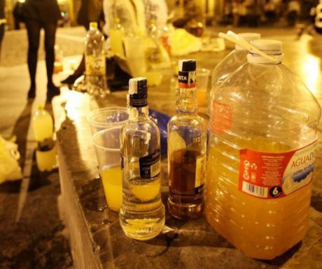 El Pedernoso prohíbe la celebración de botellones en la calle