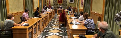 Los directores y responsables de Ampas de los colegios de la capital conocen las medidas de prevención y seguridad planteadas por el Ayuntamiento