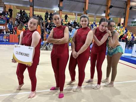 El Club Rítmica Dansei brilla en el Campeonato Regional de FECAM con un oro, dos platas y un título por equipos
