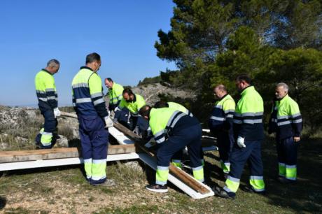 Las cruces del cerro de la Majestad vuelven a anunciar la llegada de la Semana Santa en Cuenca