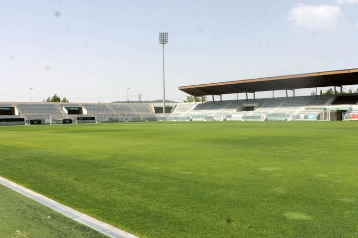 Adjudicadas las obras de instalación eléctrica en el estadio municipal de La Fuensanta