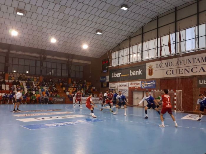 El apagón del Incarlopsa Cuenca en la recta final del encuentro, le pasa factura (24-24)