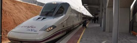 Exigen a Renfe que restituya la parada de AVE suprimida en Cuenca y que no utilice la pandemia para quitar servicios