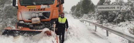 Más de 200 km de carreteras de la provincia se ven afectadas por el temporal de nieve