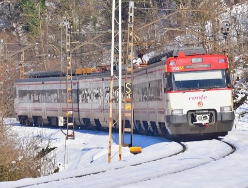 Renfe adopta medidas para paliar los efectos de la borrasca en sus servicios