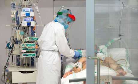 311 nuevos contagios y tres fallecidos por Covid-19 durante las últimas 24 horas en Cuenca