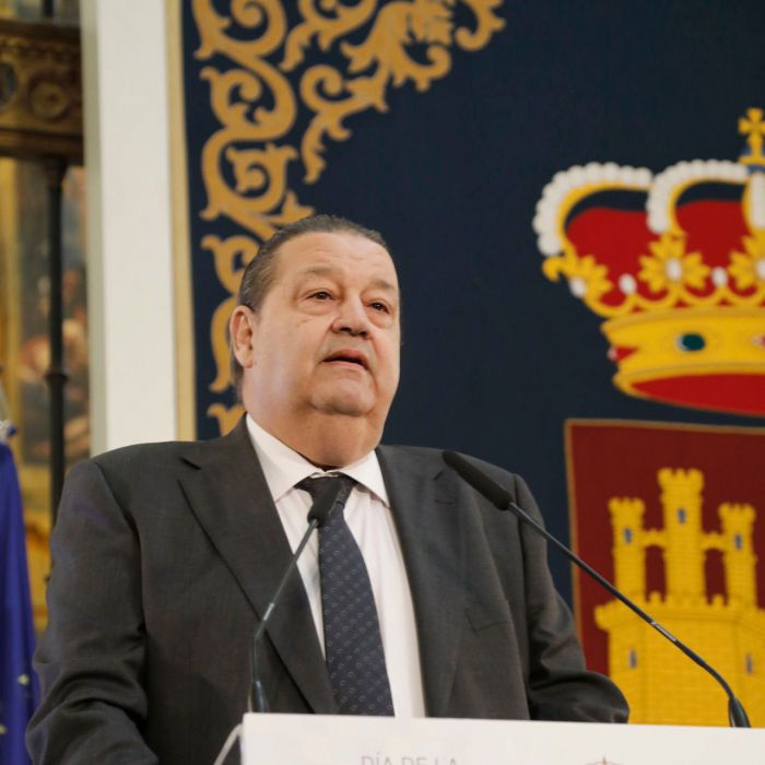 Fallece el expresidente de las Cortes regionales, Jesús Fernández Vaquero