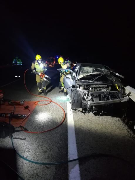 Un fallecido y un herido en un accidente de tráfico en Fuentes