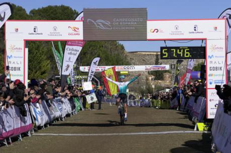 Tarancón corona a los campeones de España de ciclocross en un Nacional marcado por el frío y el espectáculo