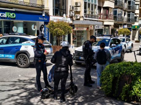 Controles de tráfico en Cuenca se saldan con doce denuncias por infracciones de seguridad vial