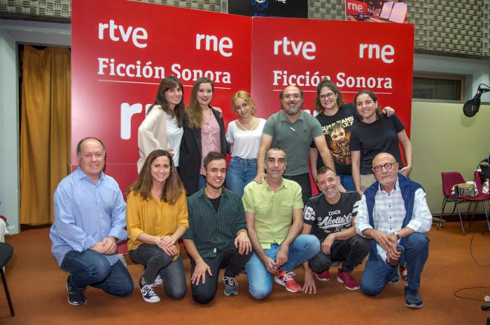 El actor conquense Pablo Ibáñez Durán forma parte del elenco de la nueva ficción sonora de RTVE: Alicia en el País de las Maravillas