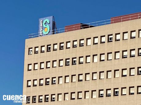 Desciende el número de pacientes con COVID-19 hospitalizados en cama convencional en Castilla-La Mancha