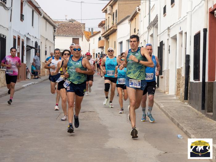 Andrés Felipe Sarta y Ascensión Leal brillan en una Carrera Popular para el recuerdo