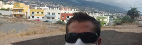 David Real: el maestro conquense afincado en La Palma que está viviendo con “calma tensa” la erupción del volcán