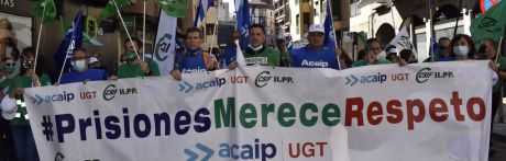 Más de 400 representantes sindicales de CSIF y ACAIP-UGT se manifiestan en Cuenca para exigir mejoras laborales en prisiones