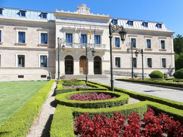 Los jardines de la Diputación acogerán los actos del Día Internacional de la Eliminación de la Violencia contra las Mujeres