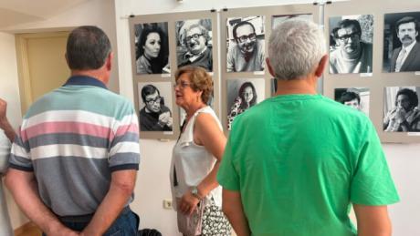 La Casa de la Cultura de Sotos acoge la exposición 'De mi archivo en blanco y negro 1970-1975'