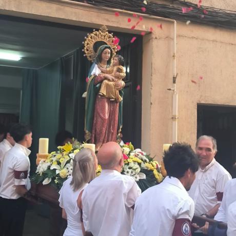 La Virgen de Las Nieves protagoniza una multitudinaria procesión