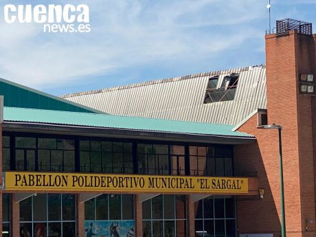 Las inclemencias meteorológicas obligan a clausurar una parte del polideportivo El Sargal