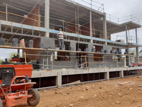 La Confederación de Empresarios señala que 2022 suma tres meses consecutivos de aumento del paro