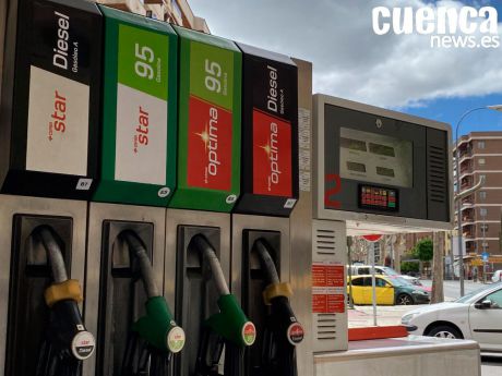 FACUA denuncia a una gasolinera de Cuenca por subir los precios
