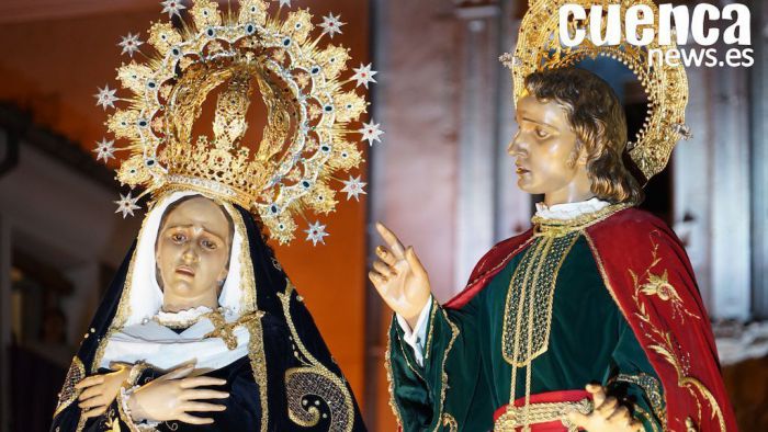Nuestra Señora de la Amargura con San Juan Apóstol
