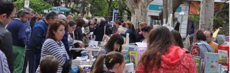 Se suspenden las actividades del Día del Libro en la Plaza de la Hispanidad por la lluvia