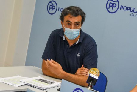 El Grupo Municipal Popular acusa a Isidoro Gómez Cavero de utilizar el nombre del club más importante de la Ciudad con intereses políticos