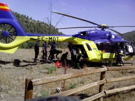 Trasladado al Virgen de la Luz un motorista tras accidente de tráfico en Salvacañete
 