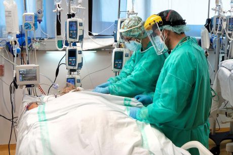 Castilla-La Mancha cierra la semana con estabilidad en el número de pacientes COVID en UCI y ligero ascenso en camas