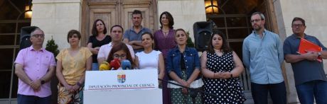 Cuenca celebra el Día del Orgullo en los jardines de Diputación pidiendo acabar con la LGTBIfobia