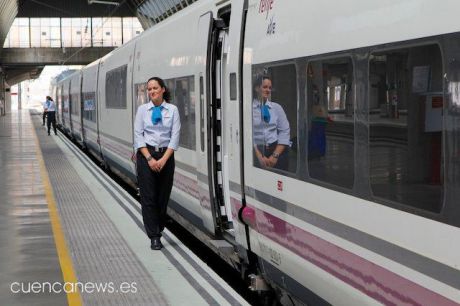 Renfe ha vendido 10.000 billetes para los trenes AVE Valencia-Cuenca-Sevilla que vuelven a circular desde mañana 7 de octubre