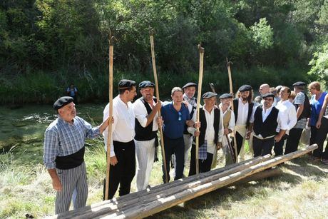 García-Page muestra su apoyo a que la actividad de los gancheros sean declarada Patrimonio Inmaterial de la Humanidad