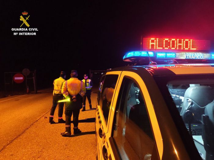 El conductor que se choco con una patrulla de la Guardia Civil da positivo en alcoholemia