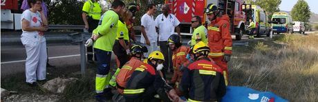 Un muerto y cinco heridos en un accidente de tráfico en Alarcón