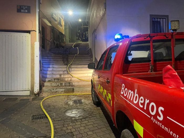 Aprobadas las bases para la convocatoria de cuatro plazas de bombero-conductor y de una de suboficial de bomberos