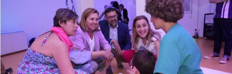 La consejera de Educación resalta el gran trabajo que se realiza día a día en el Centro de Educación Especial "Infanta Elena"