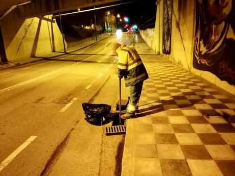 La limpieza intensiva implica restricciones de aparcamiento en los barrios de Las Quinientas y Casablanca e inmediaciones