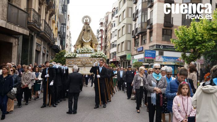 La Virgen de la Luz toma las calles de la capital en una emotiva procesión
