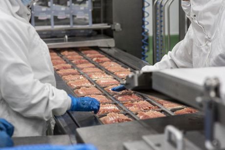 La Confederación de Empresarios señala la obligatoriedad de registrar los contratos entre operadores de la cadena alimentaria