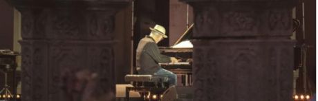 El pianista Ludovico Einaudi cierra su gira por España en el Monasterio de Uclés con más de mil espectadores