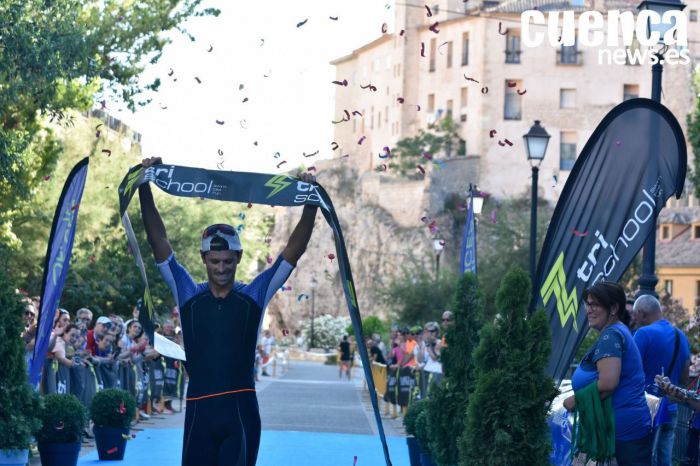 Rafael Domingo y María Varo,vencedores en el Triatlón Hoces de Cuenca