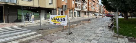 Declarada de emergencia la ejecución de la calle Colón tras la aparición de un hundimiento entre la calzada y el acerado